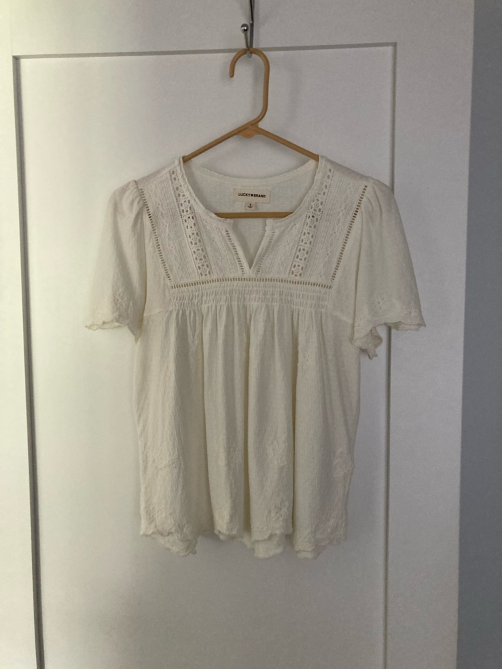 Lucky Brand vertical lace trim short sleeve top crew